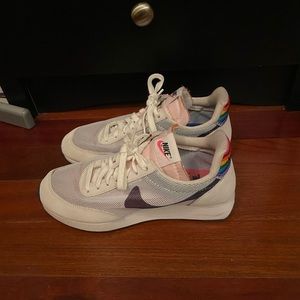 Nike Be True Tailwind 79